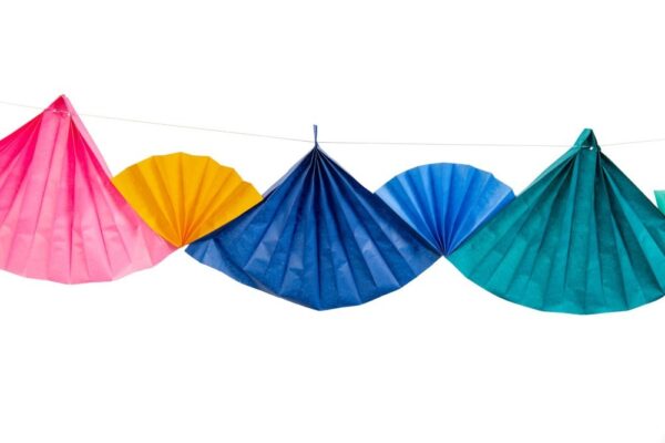 Paper Garland Fans Multicolor 4m - Image 2
